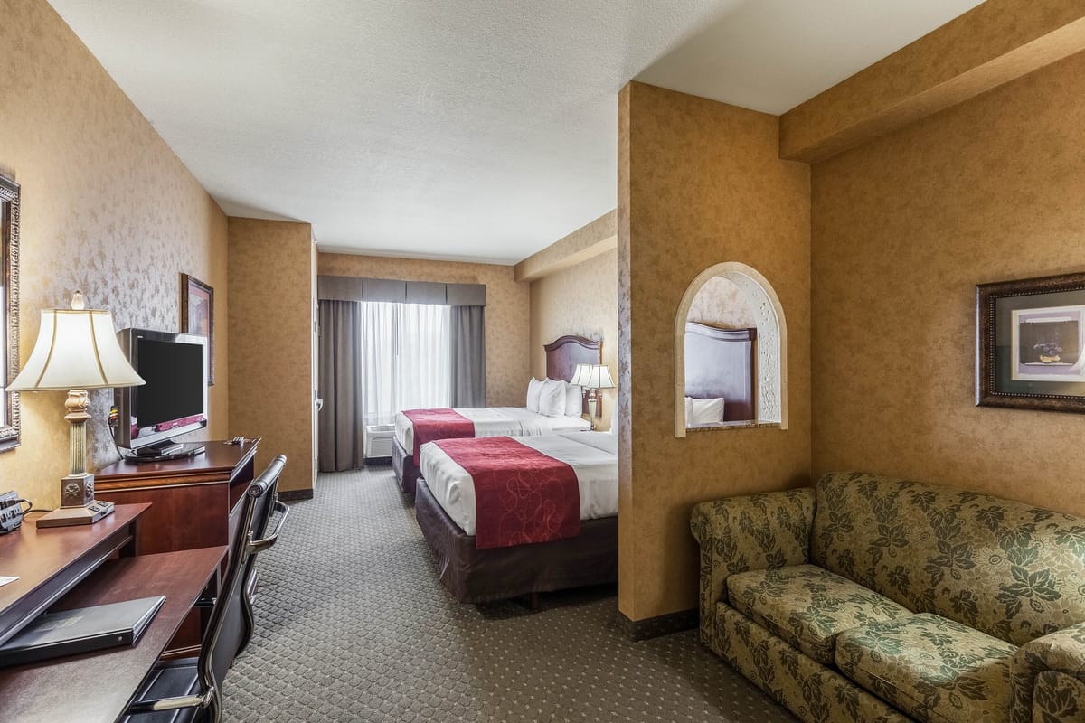 Comfort Suites Alamo/River walk — 3