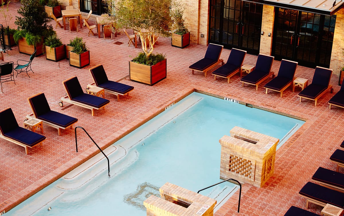 Hotel Emma — 4
