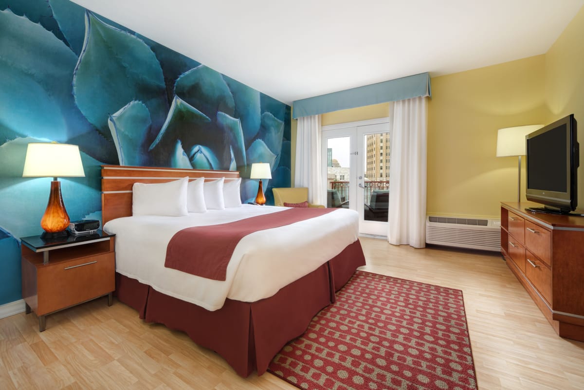 Hotel Indigo San Antonio-Riverwalk by IHG — 3