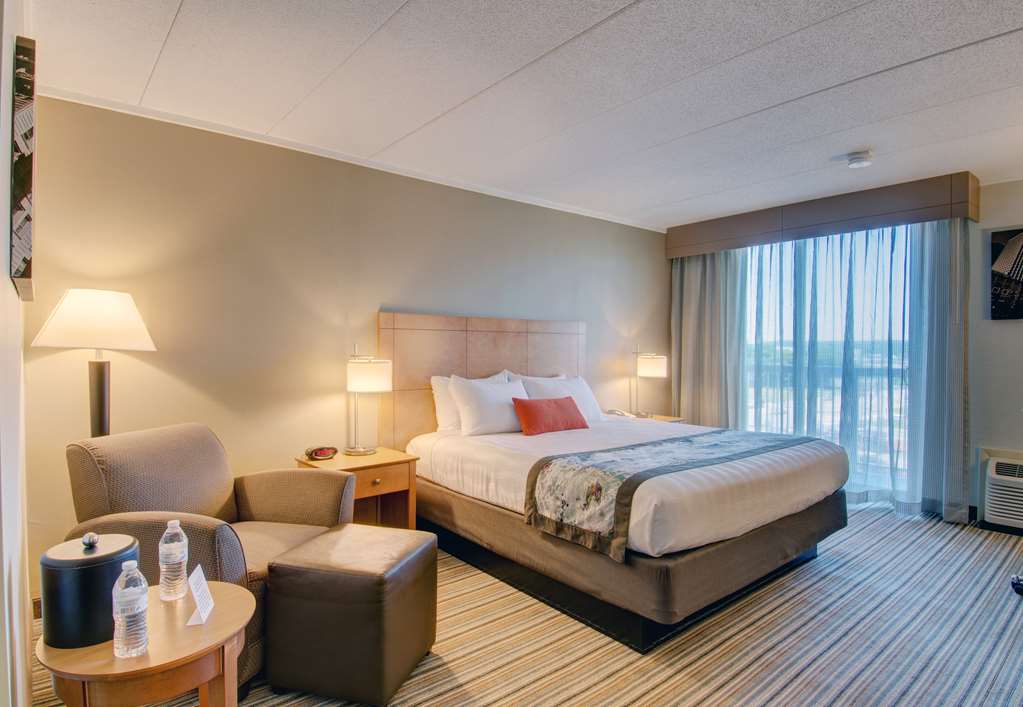 Best Western Plus Waltham Boston — 2