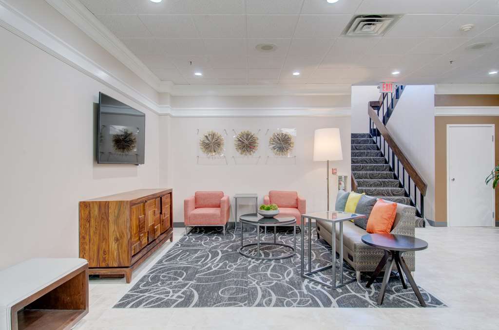 Best Western Plus Waltham Boston — 5