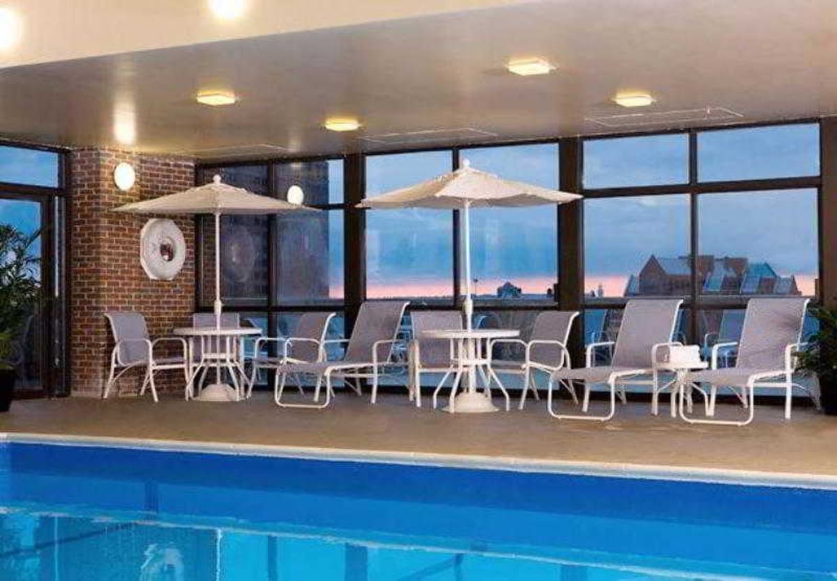 Courtyard by Marriott Boston Cambridge — 1