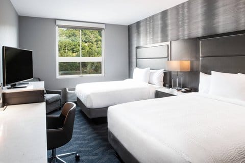 Fairfield by Marriott Inn & Suites Boston Waltham — 4