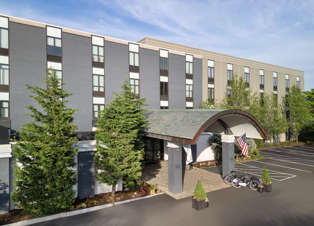 Freepoint Hotel Cambridge, Tapestry Collection by Hilton — 4