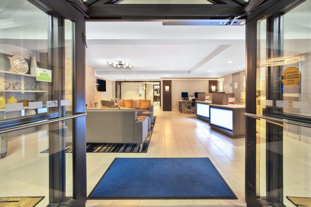 Holiday Inn Express Boston-Waltham by IHG