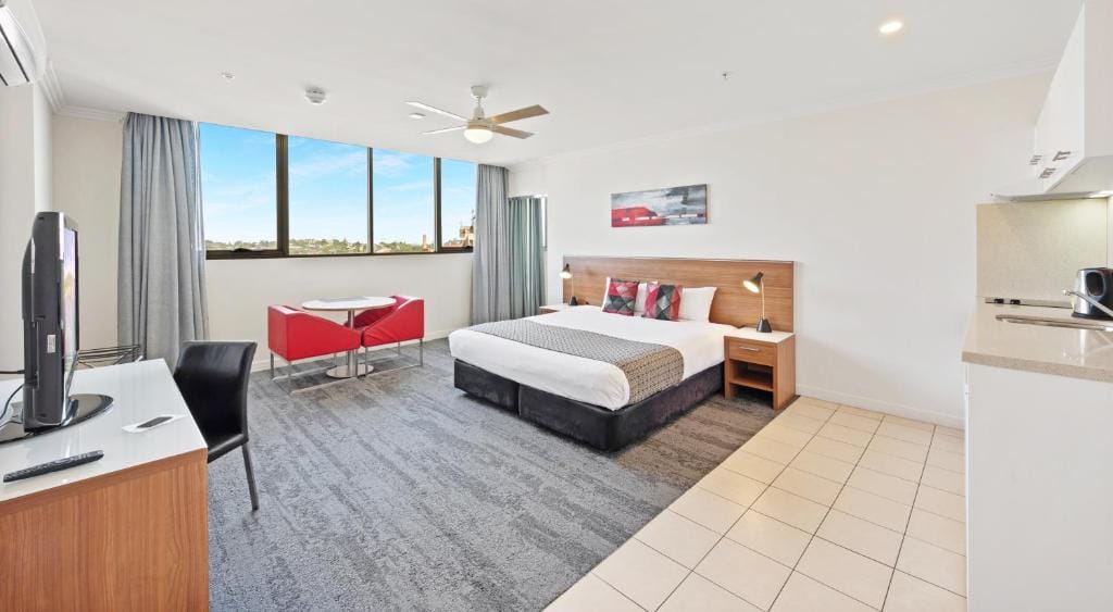 Hotel Diana South Brisbane — 2