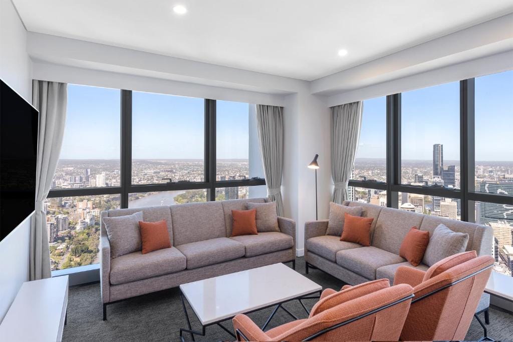 Meriton Suites Adelaide Street, Brisbane — 1