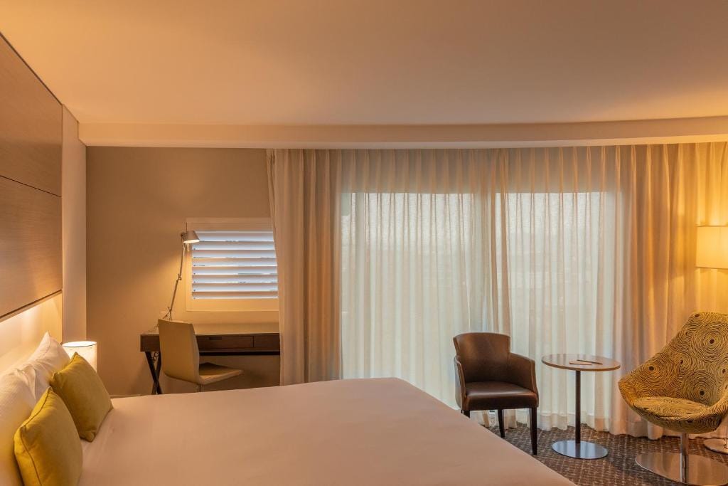 Point Hotel — 5