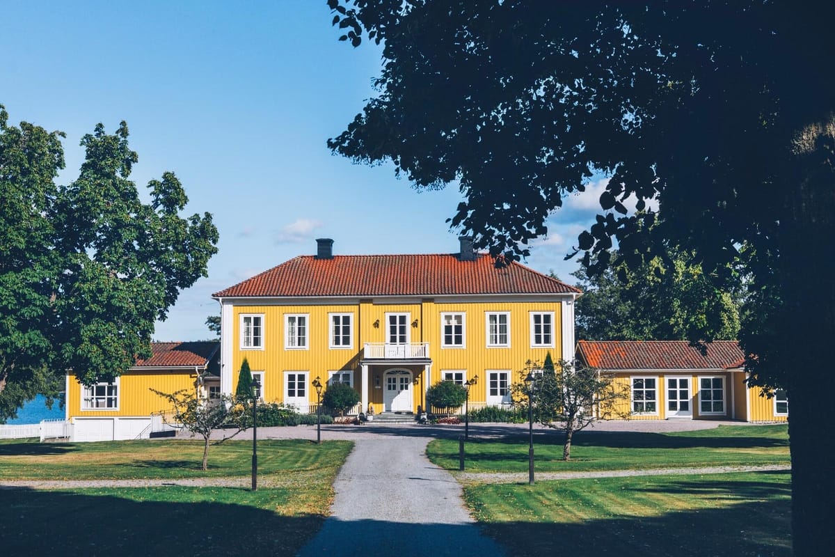 Lejondals Slott — 1