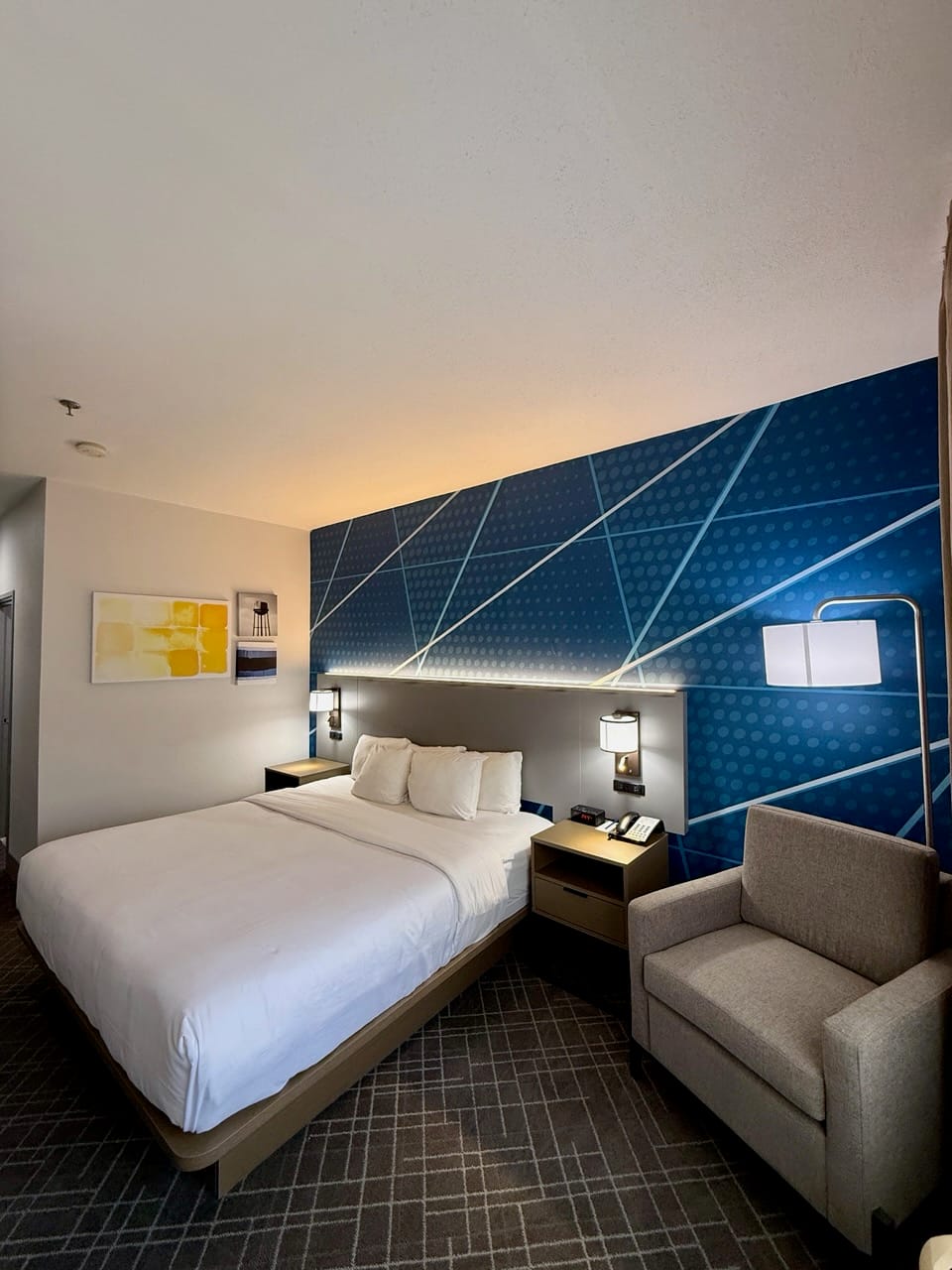 Comfort Inn & Suites Love Field-Dallas Market Center — 1