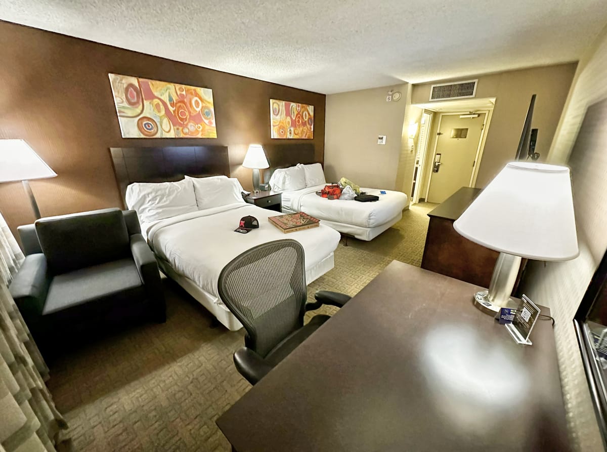 DoubleTree by Hilton Hotel Dallas - Market Center — 4