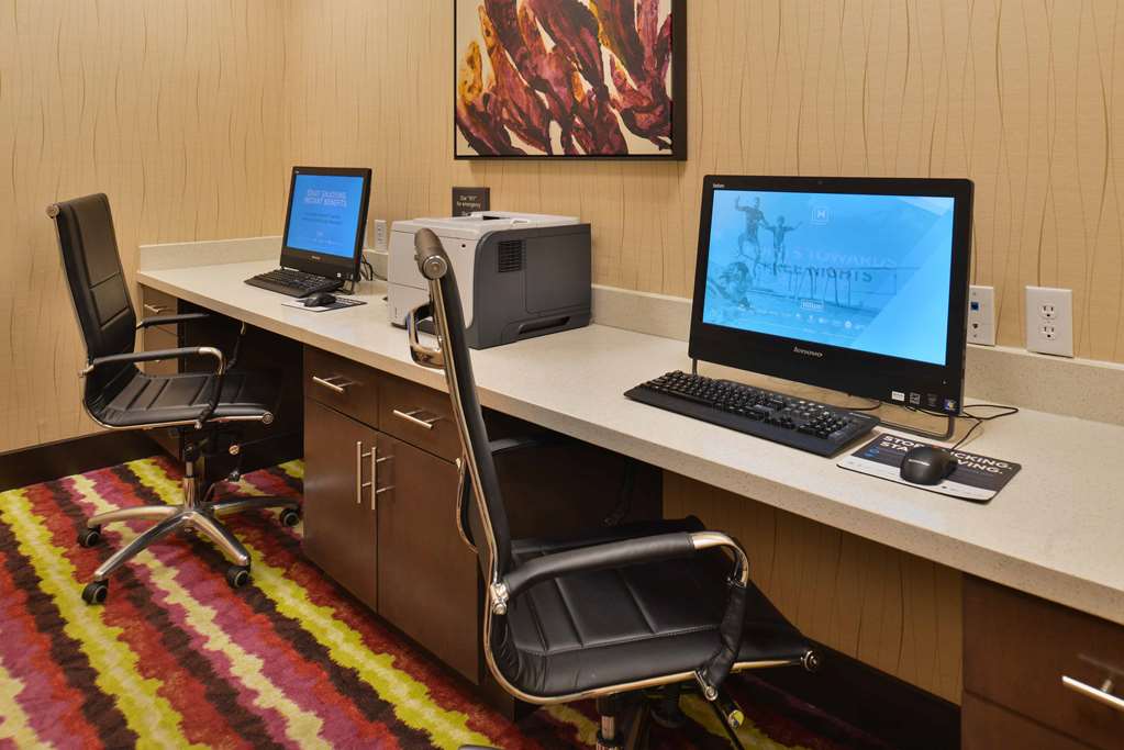 Hampton Inn & Suites Dallas Market Center — 5