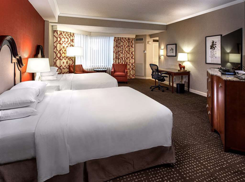 Hilton Anatole — 5