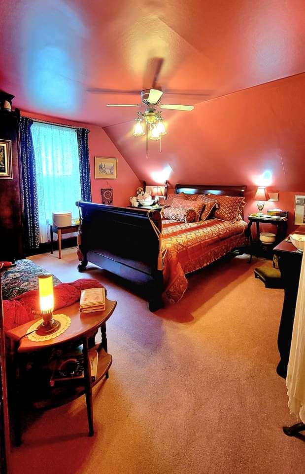 Green Gay Bulls B&B — 5