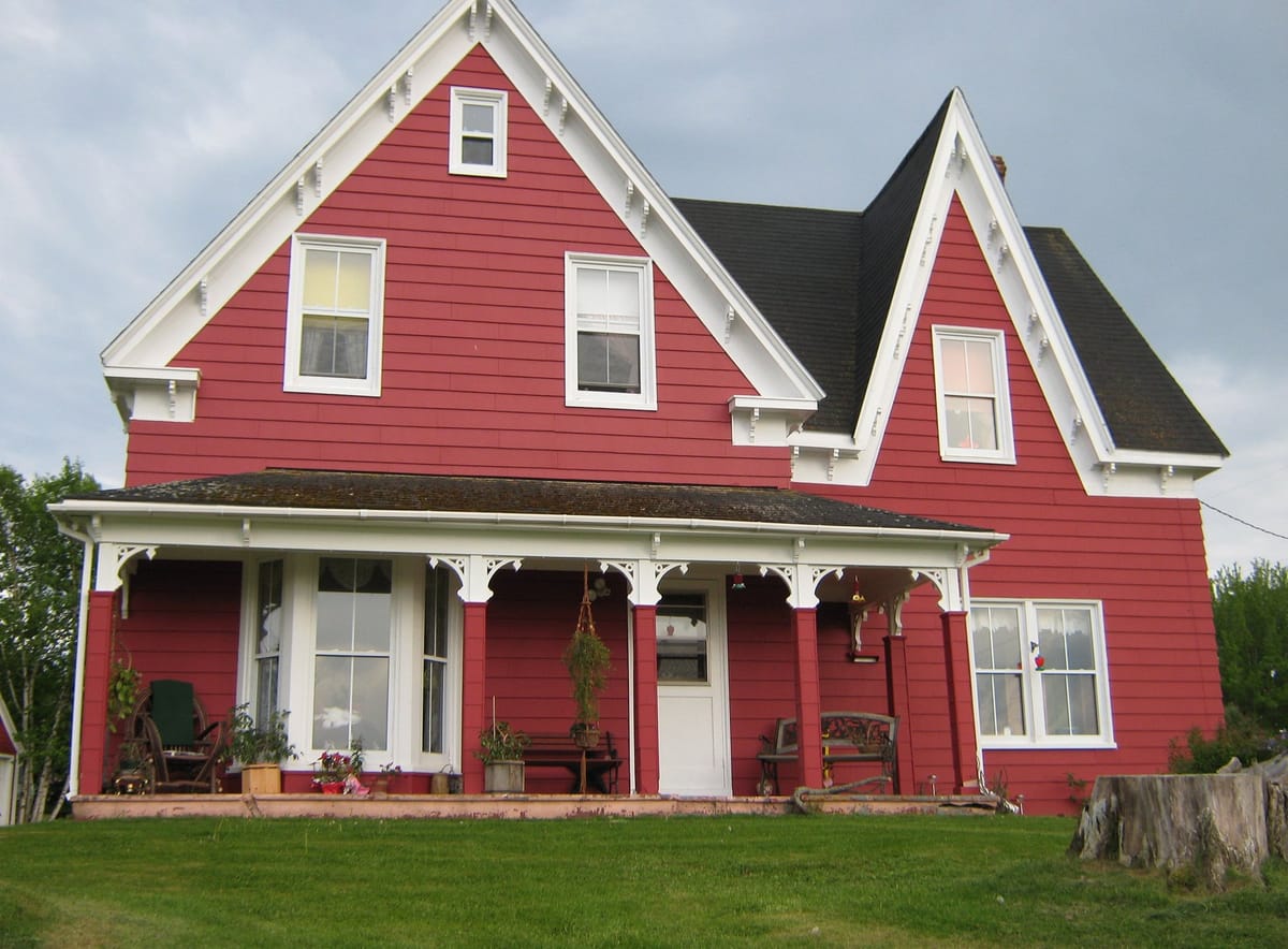 Mary MacQueen's By-The-Sea Bed & Breakfast — 5