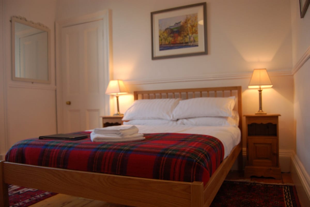Emmaus Guest House Edinburgh — 1