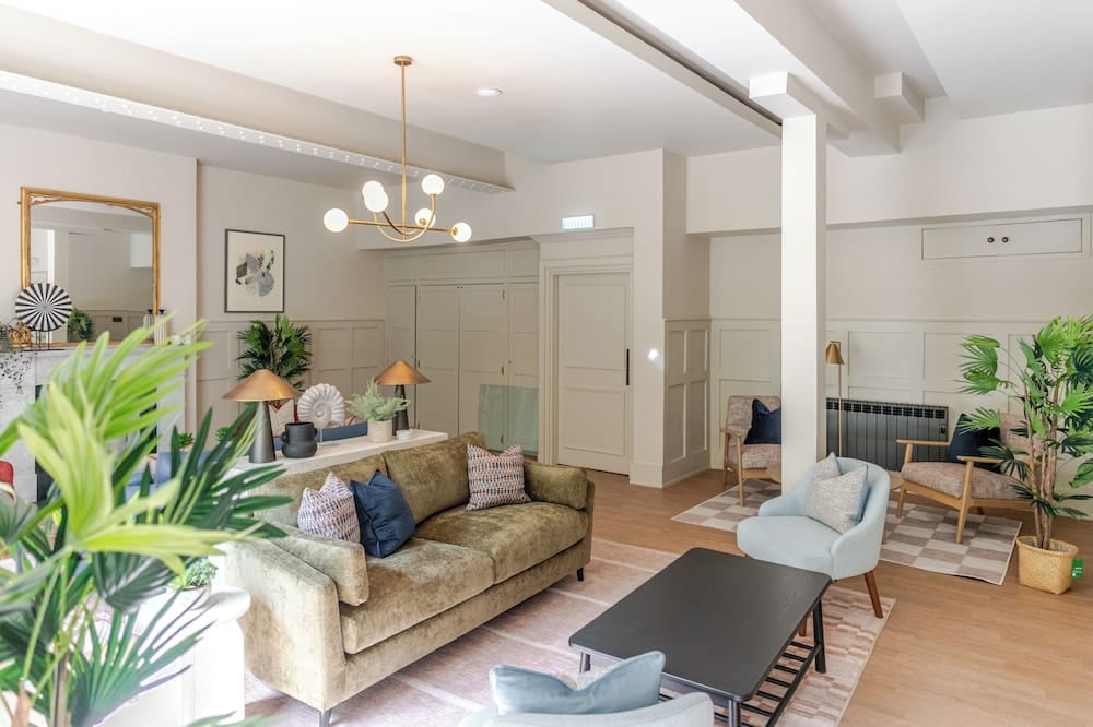 Grove House Hotel by Joivy — 5