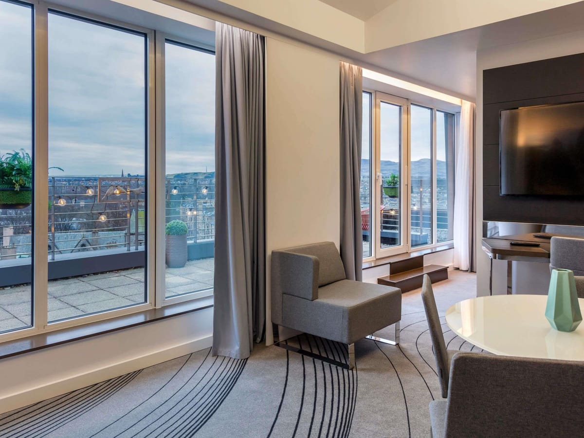 Novotel Edinburgh Centre — 2