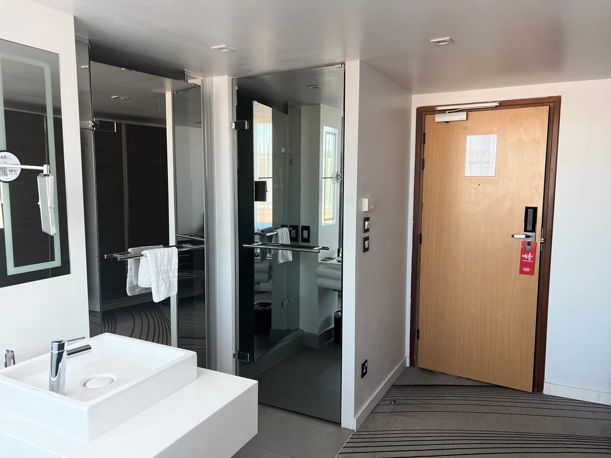 Novotel Edinburgh Centre — 3