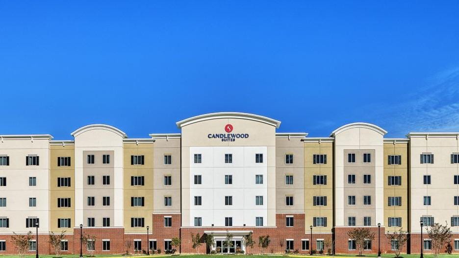 Candlewood Suites Building 2250 — 4