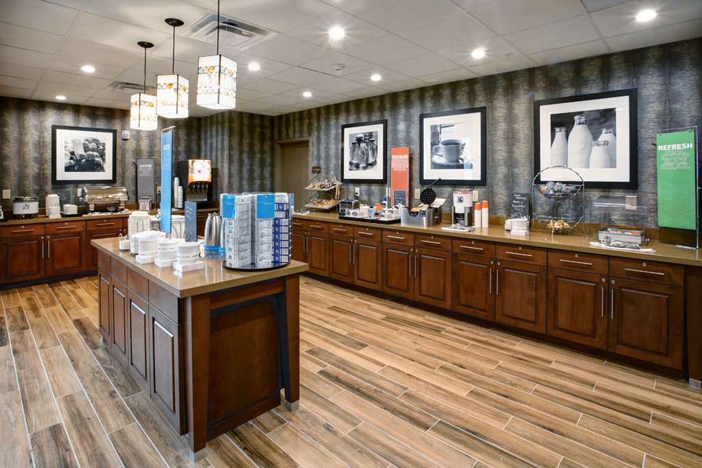 Hampton Inn & Suites Baltimore/Aberdeen — 2