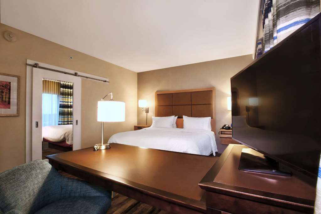 Hampton Inn & Suites Baltimore/Aberdeen — 3