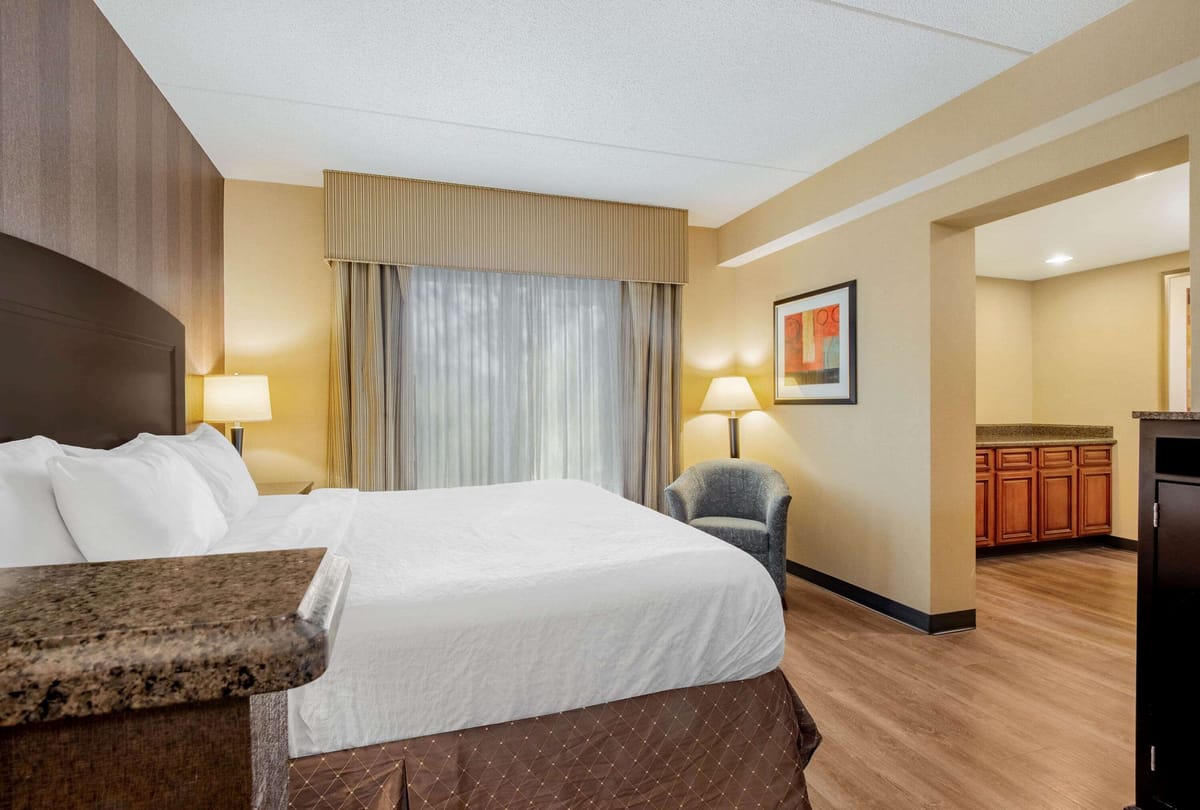 La Quinta Inn & Suites by Wyndham Bel Air/I-95 Exit 77A — 2