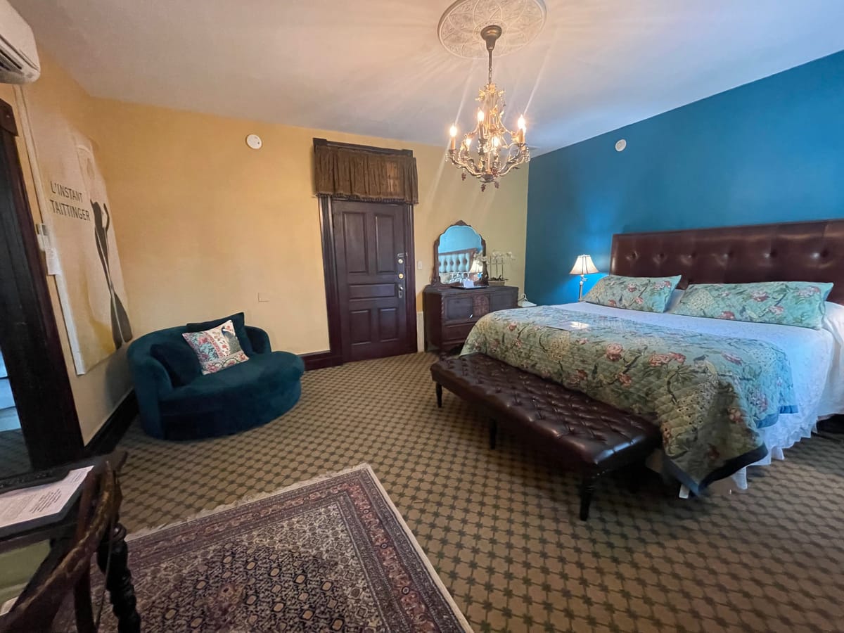 Vandiver Inn — 5