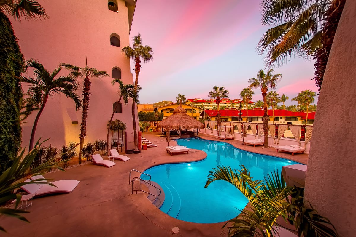 Bahia Hotel & Beach House — 1