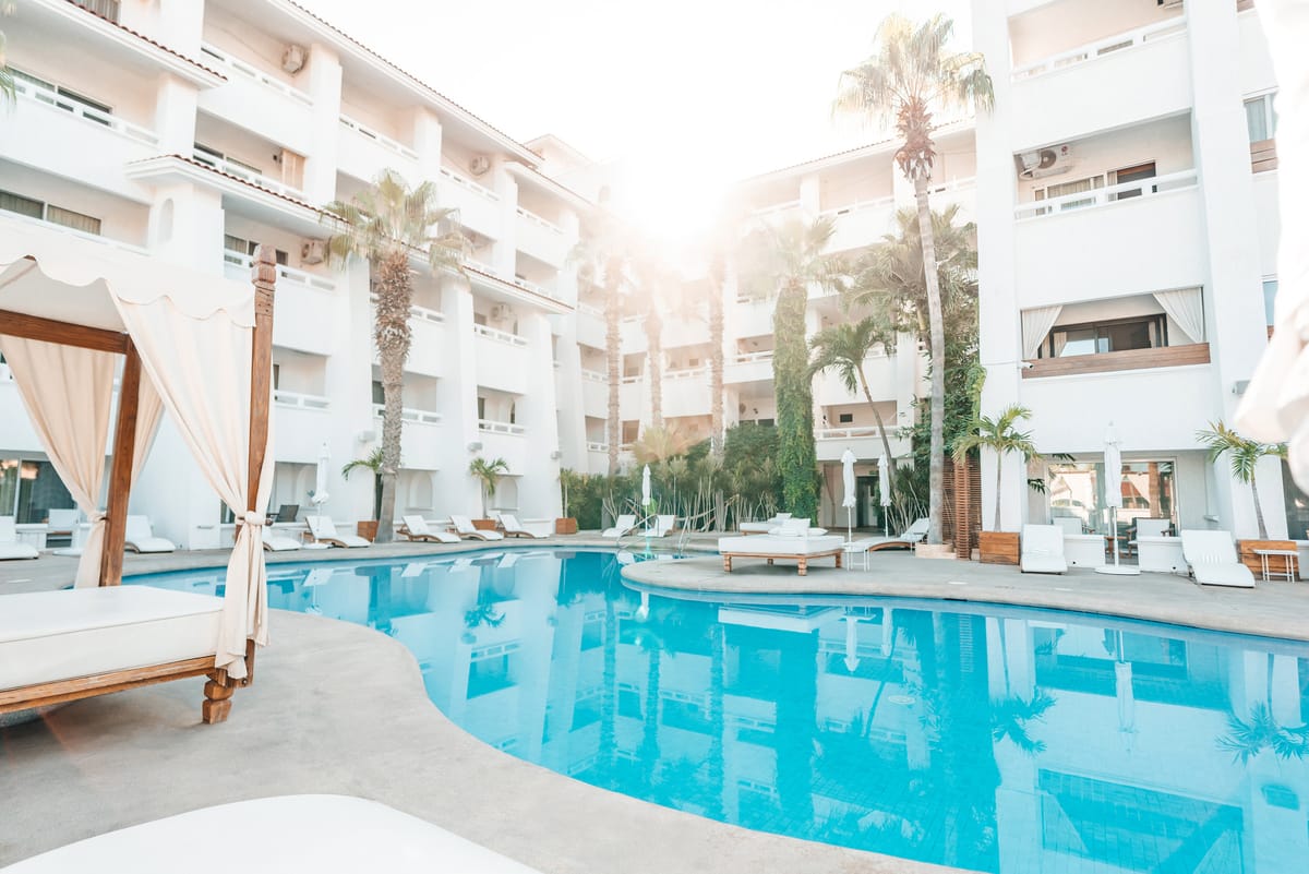 Bahia Hotel & Beach House — 4