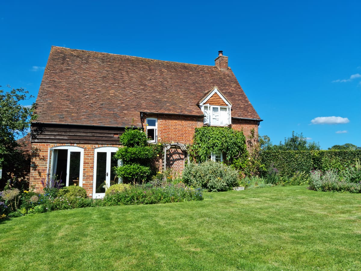 Field Farm Cottage Bed & Breakfast — 1
