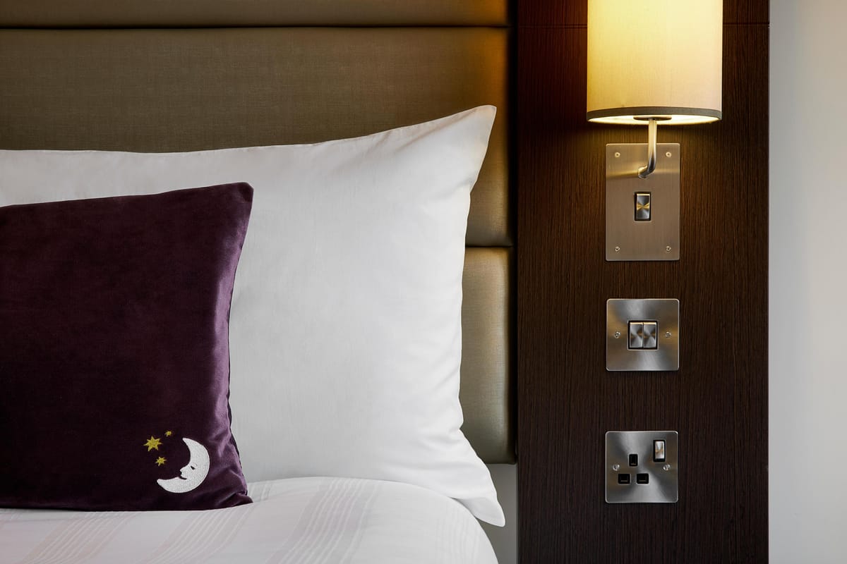 Premier Inn Reading South (Reading Gateway, M4/J11) hotel — 3
