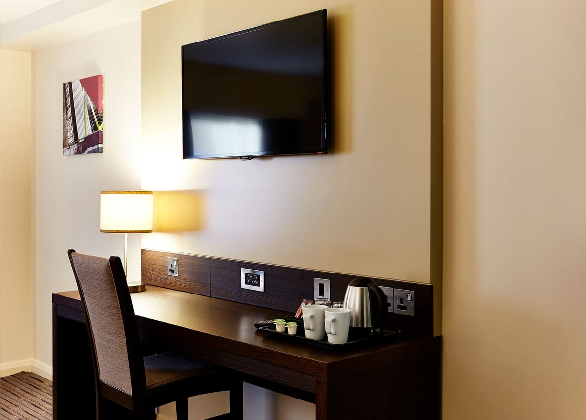 Premier Inn Reading South (Reading Gateway, M4/J11) hotel — 5