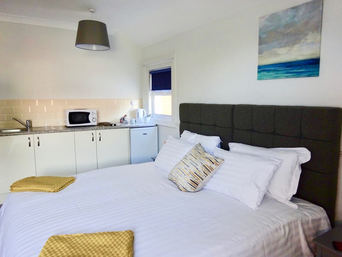 Reading Serviced Rooms — 5