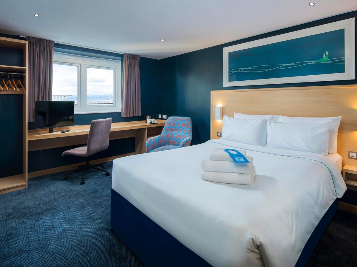 Travelodge Reading M4 Westbound — 5