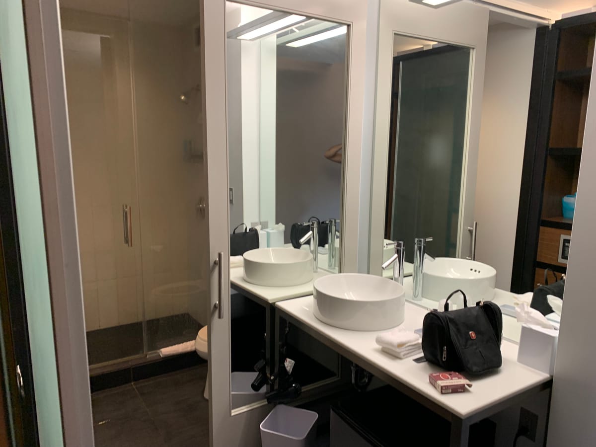 Aloft by Marriott Cleveland Beachwood — 5