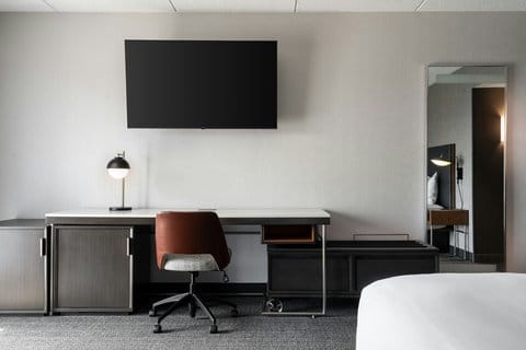 Courtyard by Marriott Cleveland Beachwood — 4