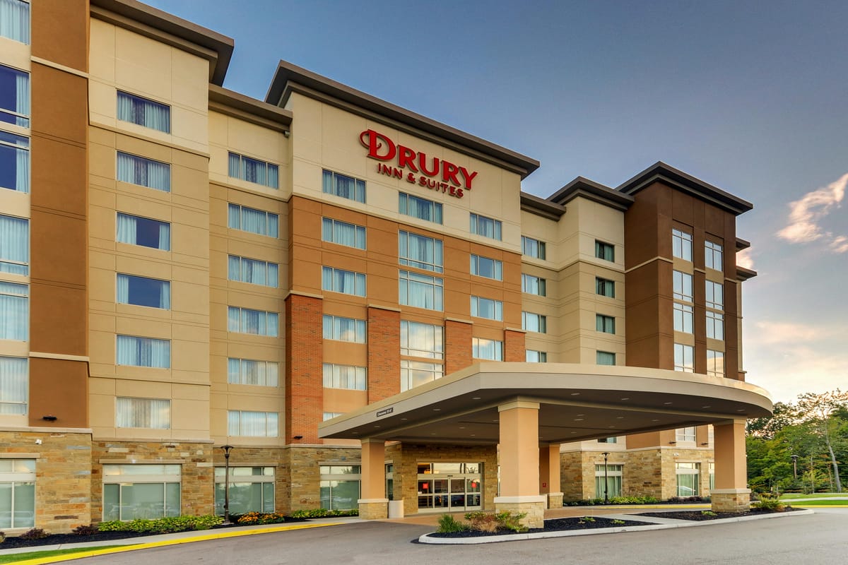 Drury Inn & Suites Cleveland Beachwood — 4