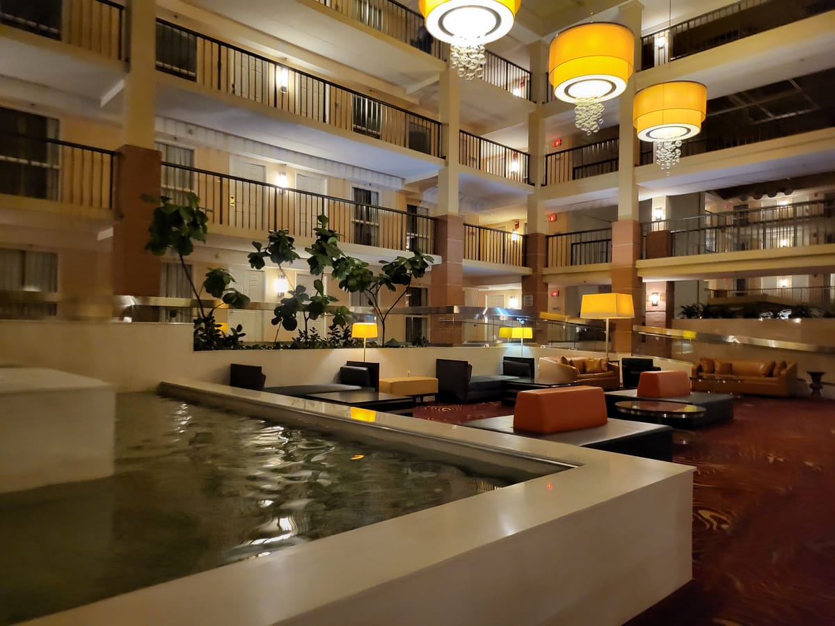 Embassy Suites by Hilton Cleveland Beachwood — 1