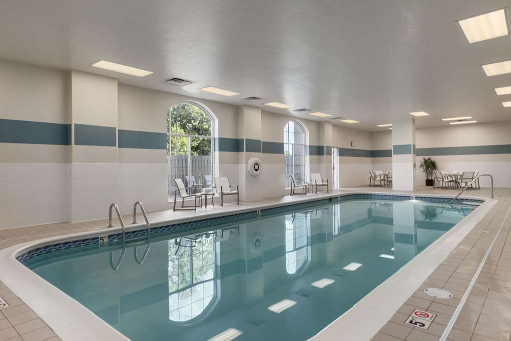 Embassy Suites by Hilton Cleveland Rockside — 4