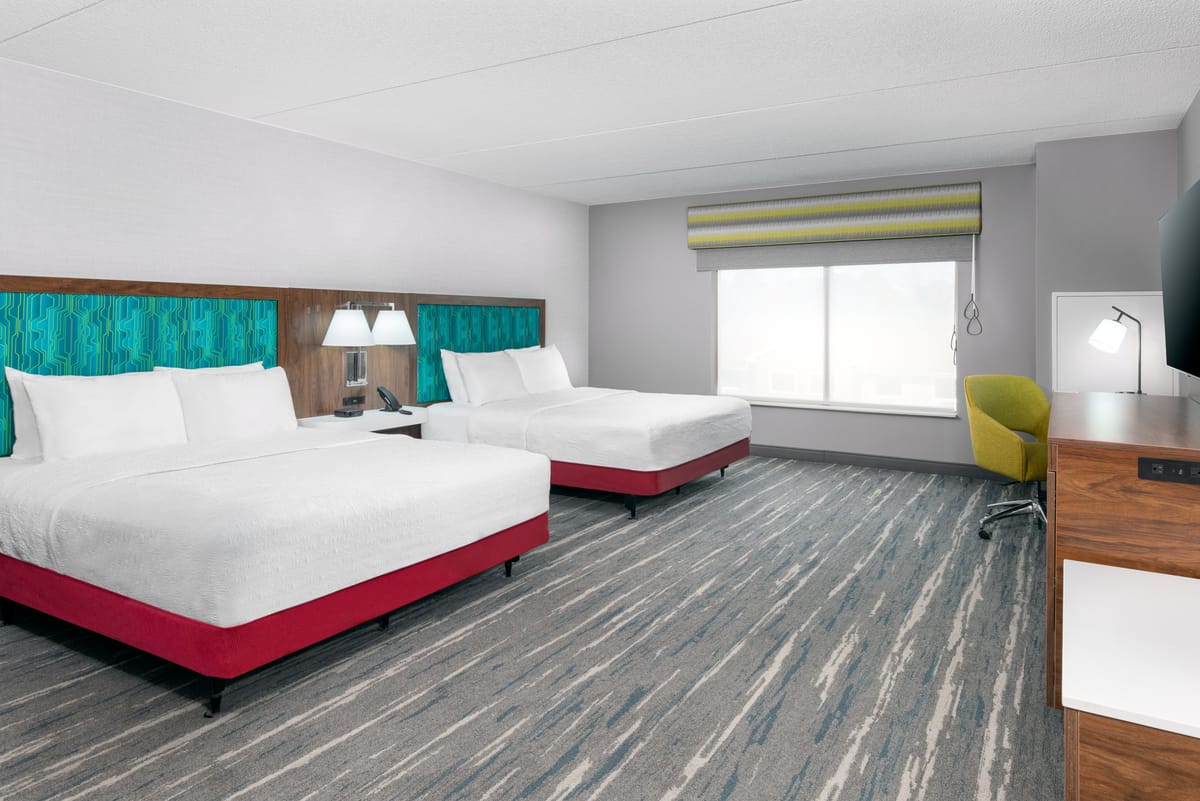 Hampton Inn & Suites Cleveland-Beachwood — 2