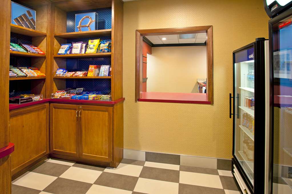 Hampton Inn & Suites Cleveland/Independence — 5