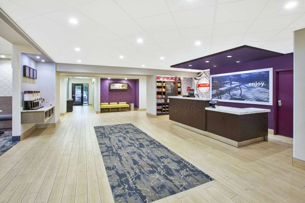 Hampton Inn & Suites Oakwood Village-Cleveland — 3