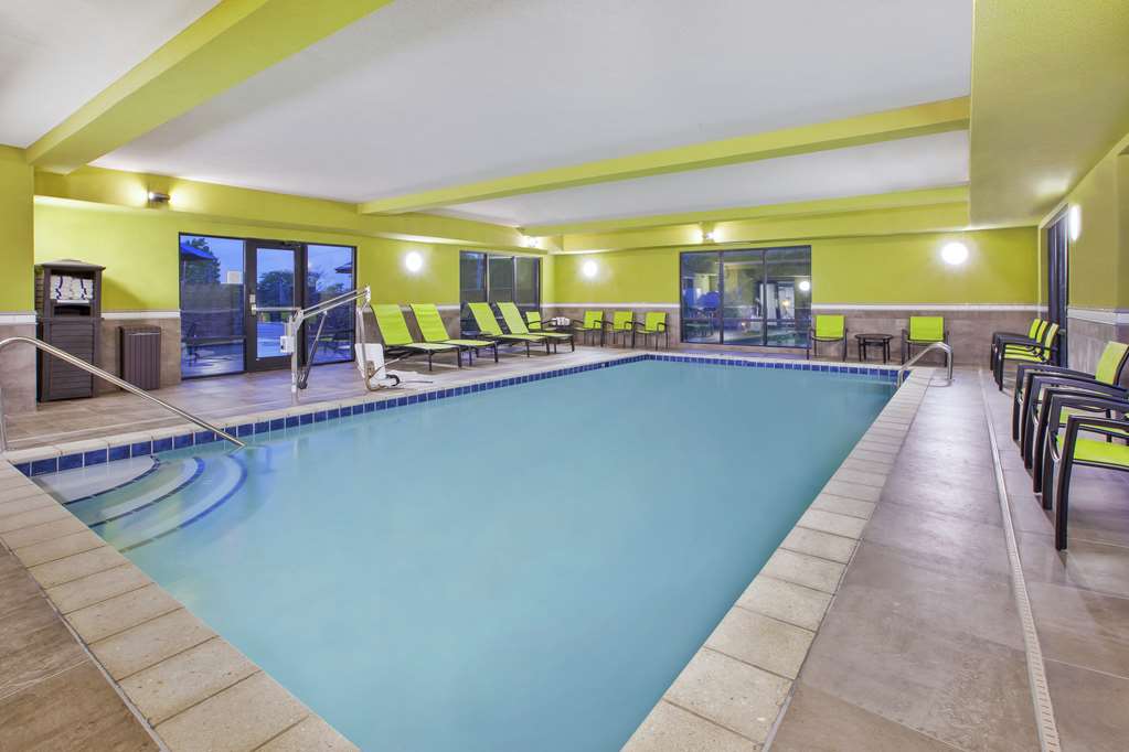Hampton Inn & Suites Oakwood Village-Cleveland — 4