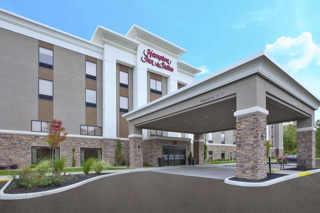 Hampton Inn & Suites Oakwood Village-Cleveland — 5