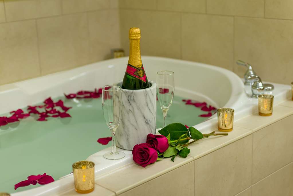 Hilton Garden Inn Cleveland East/Mayfield Village — 2