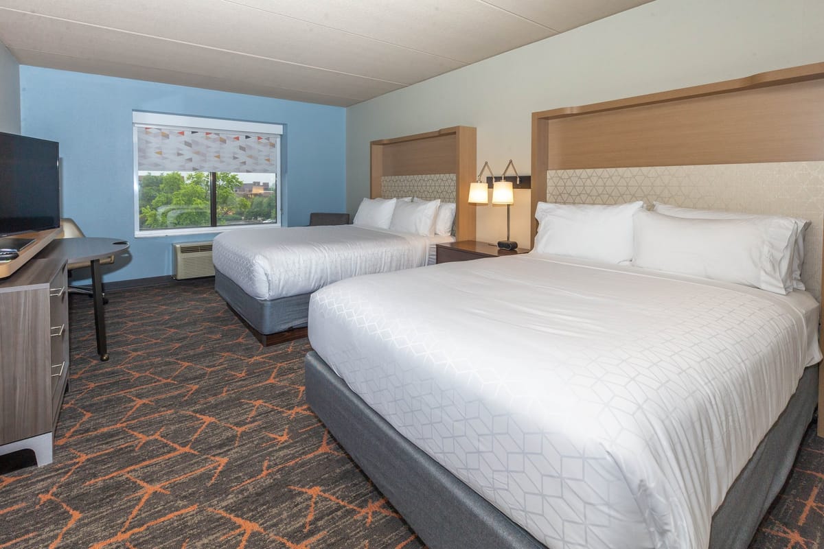 Holiday Inn Cleveland-S Independence by IHG — 4