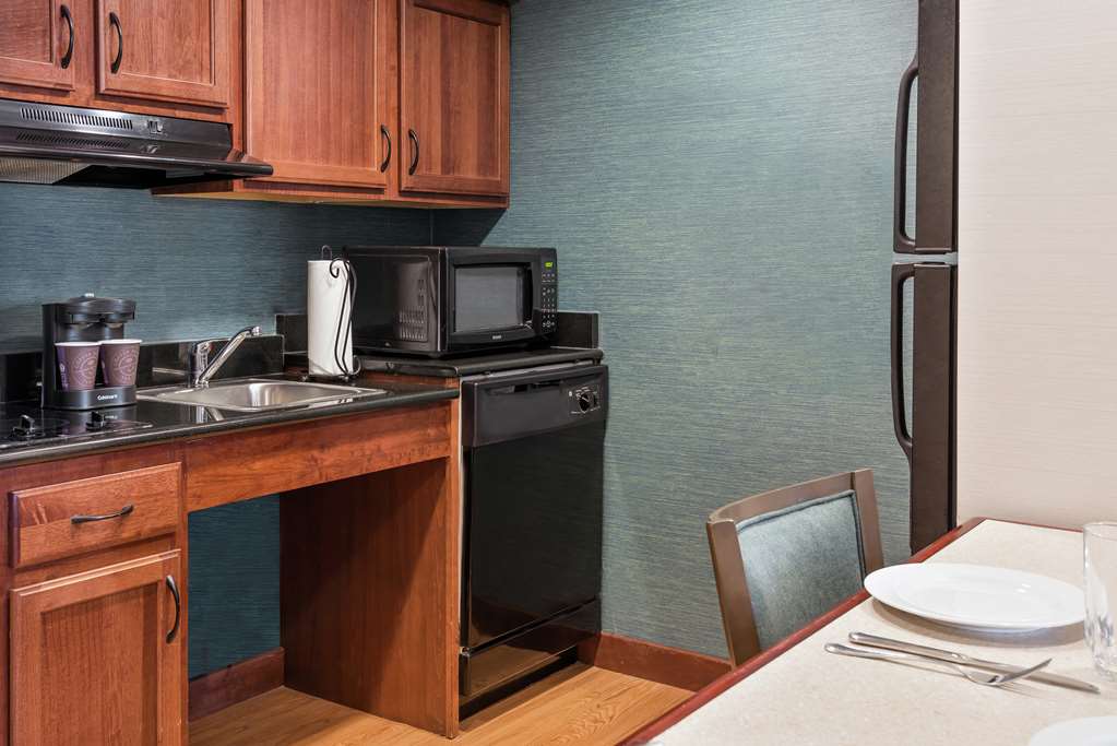Homewood Suites by Hilton Cleveland-Beachwood — 3