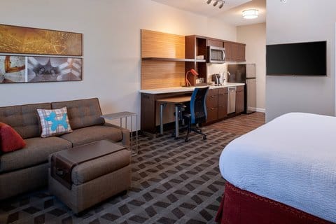TownePlace Suites by Marriott Cleveland Solon — 4