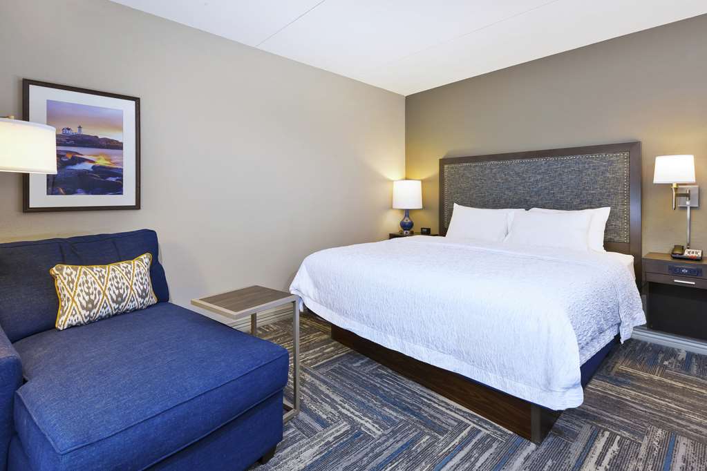 Hampton Inn & Suites Wells-Ogunquit — 3